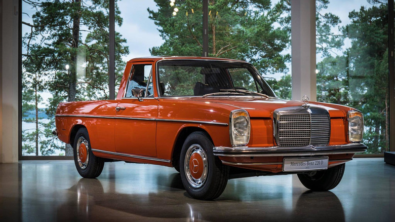 Mercedes-Benz W115 La Pickup