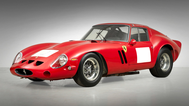 Red Ferrari 250 GTO