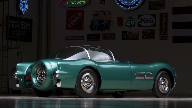 1954 Pontiac Bonneville Special prototype rear view