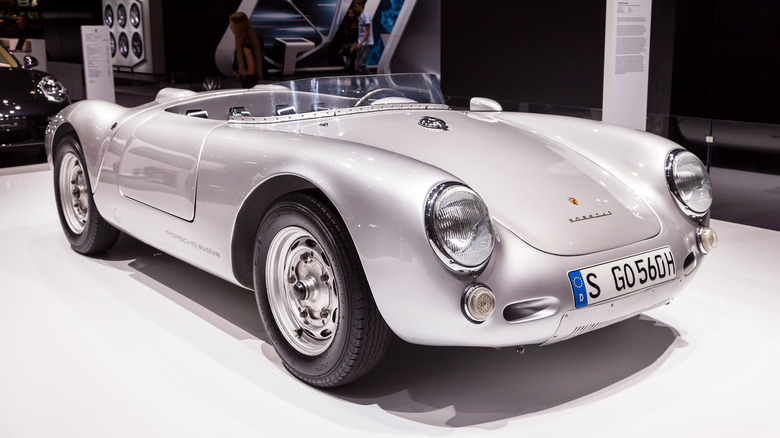 Porsche 550
