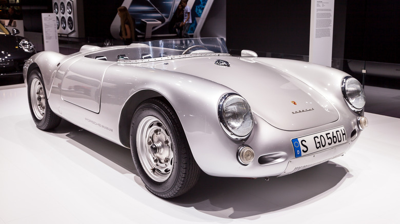 Porsche 550