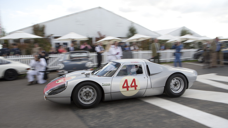 Porsche 904