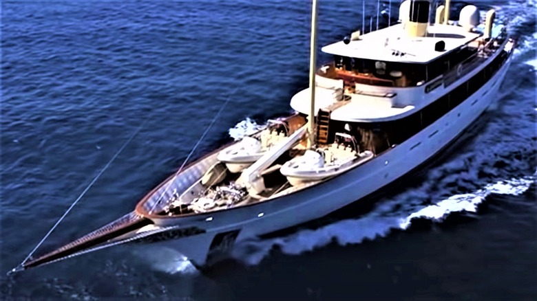 Johnny Depp's former yacht Amphitrite sets sail