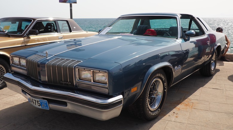 Oldsmobile Cutlass