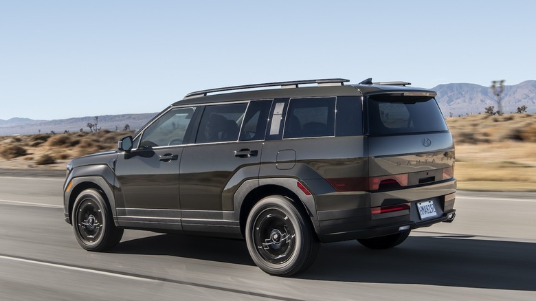 2024 Hyundai Santa Fe rear side view