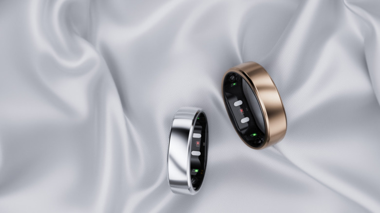 RingConn rings in different colors on silk background