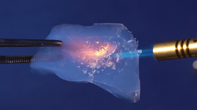 aerogel heat test