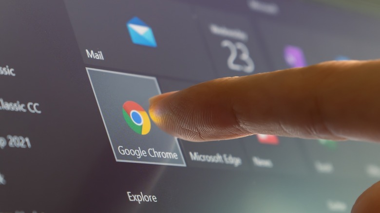 google chrome logo selected on touchscreen
