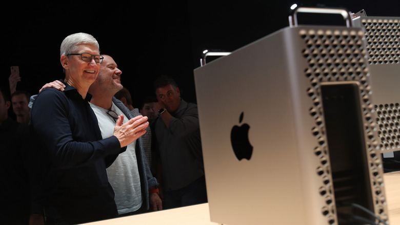 2019 Mac Pro Tim Cook