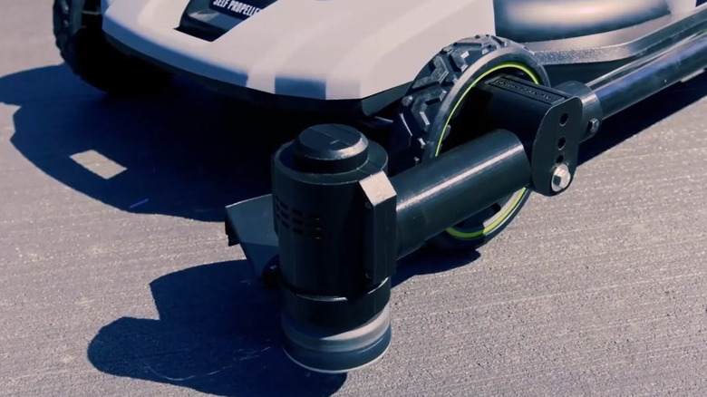 Close-up of the Trimyxs mower attachment