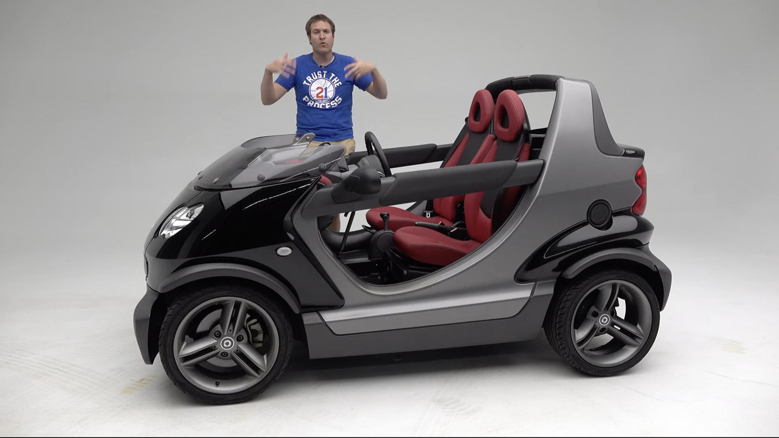 O Museu Peterson está vendendo um carro inteligente verdadeiramente bizarro que você provavelmente não sabia que existia