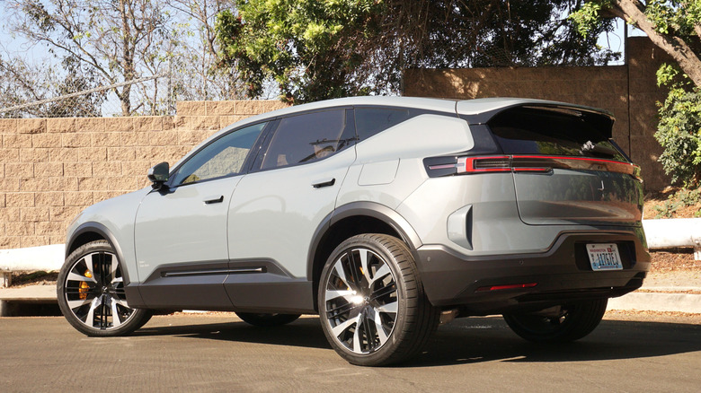 2025 Polestar 3 rear 3/4