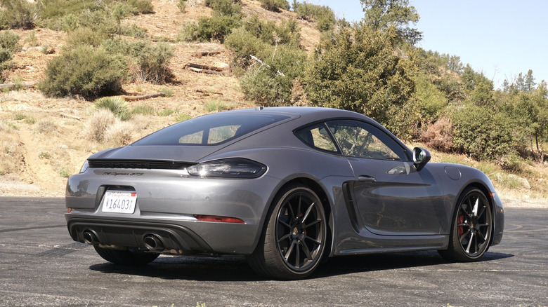 2025 Porsche 718 Cayman GTS 4.0 rear 3/4