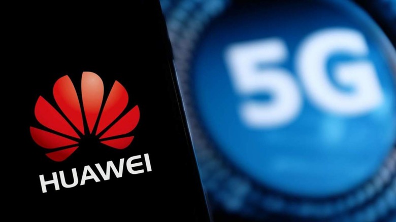 Huawei phone and 5G logo