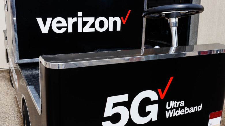 Verizon 5g logo on a tractor