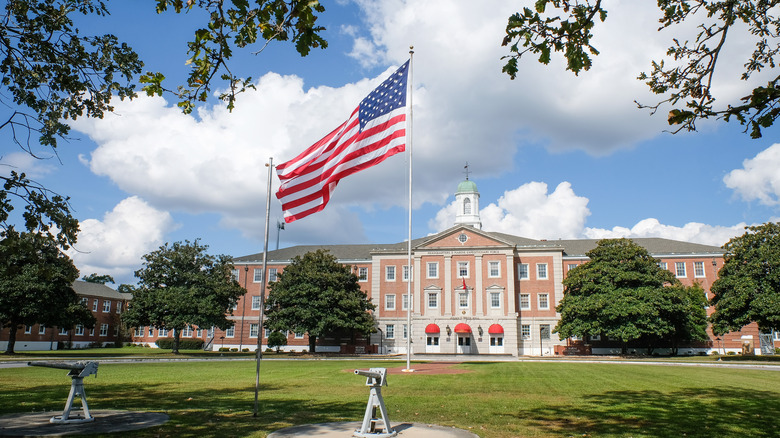 Flag flying in front of Marine Expeditionary Force building