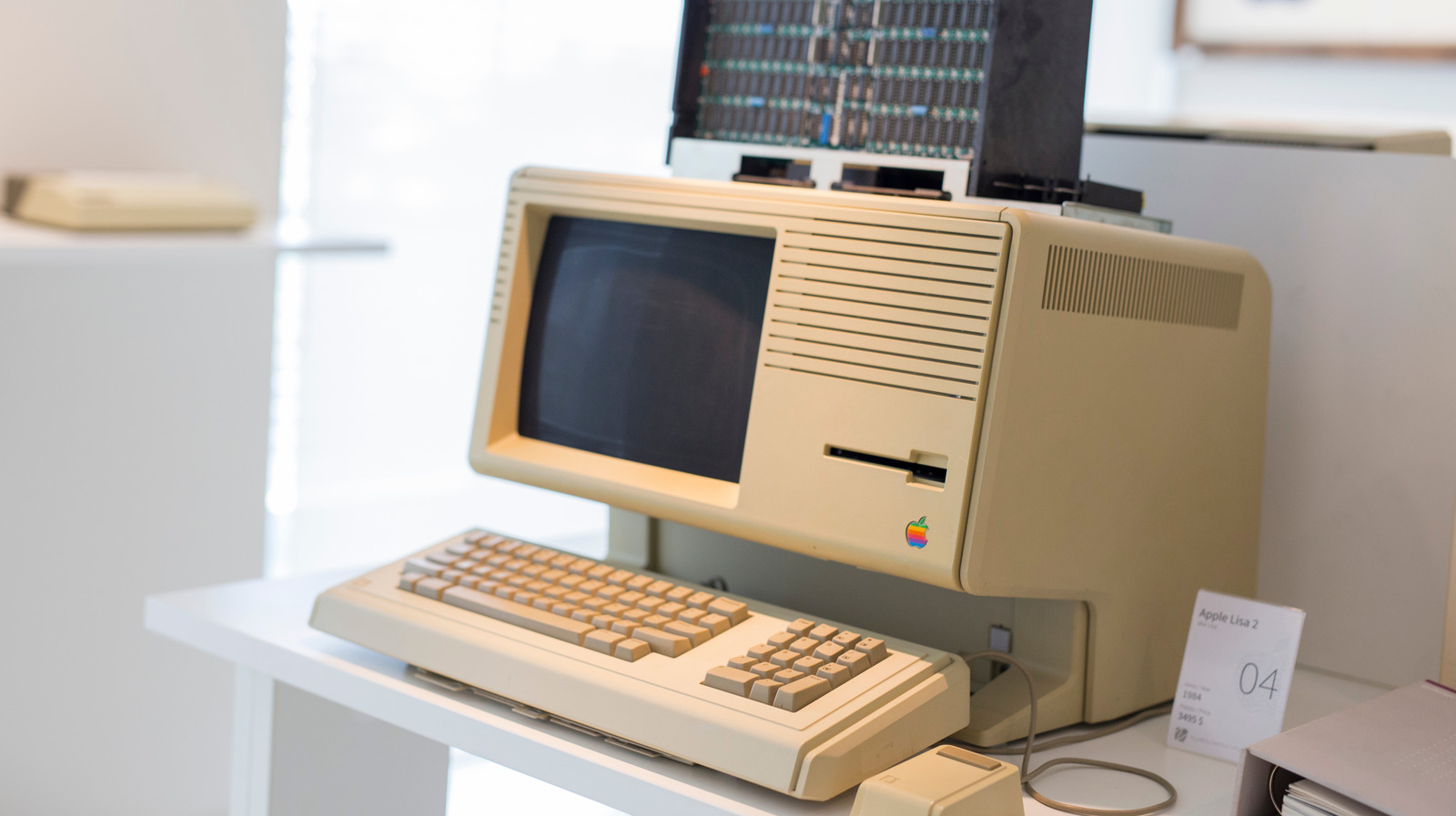 The Reason Why The Apple Lisa Computer Failed