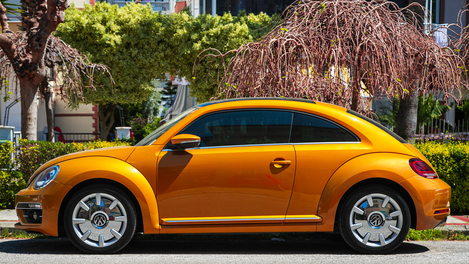 The Reason Why Volkswagen Discontinued The Beetle