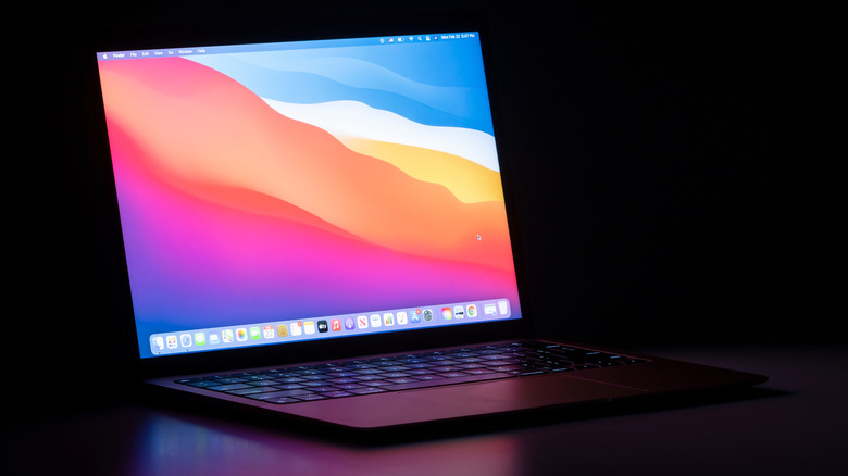 M1 Apple MacBook Air on desk