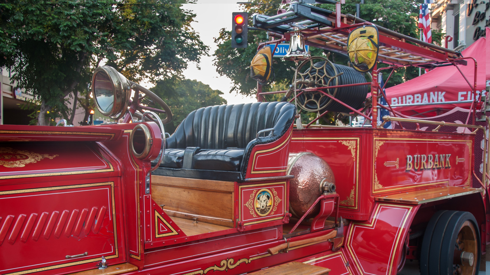 The Reasons Why Old-School Fire Trucks Had No Roofs