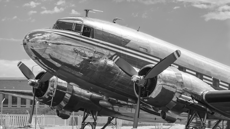 dc-3 airport helsinki-malmi finland 