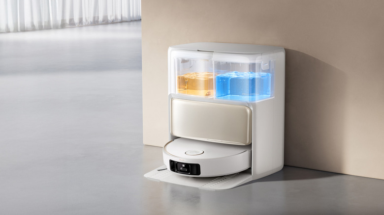 The MOVA V50 Ultra Complete in its All-in-One Base