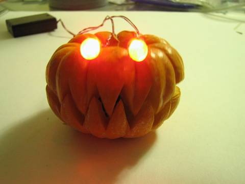 robotic jack-o-lantern