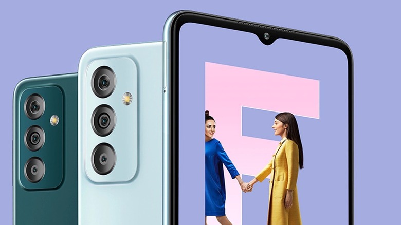 The Samsung Galaxy F23 in the green and blue color options.