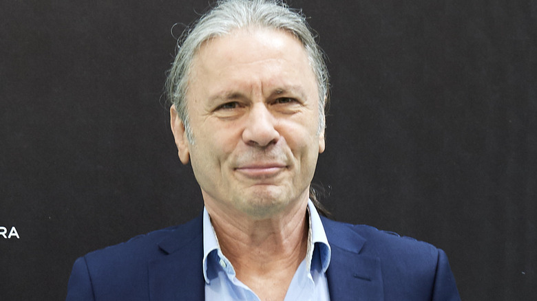 Bruce Dickinson em uma conferência de negócios