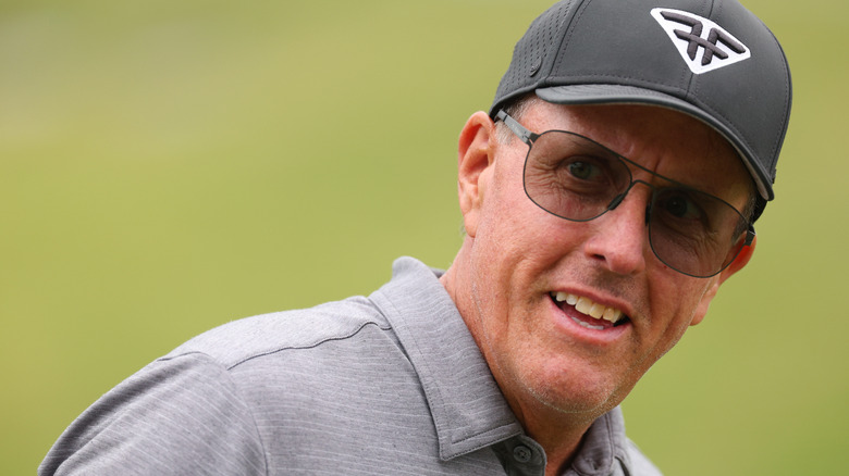Phil Mickelson em um torneio LIV Golf