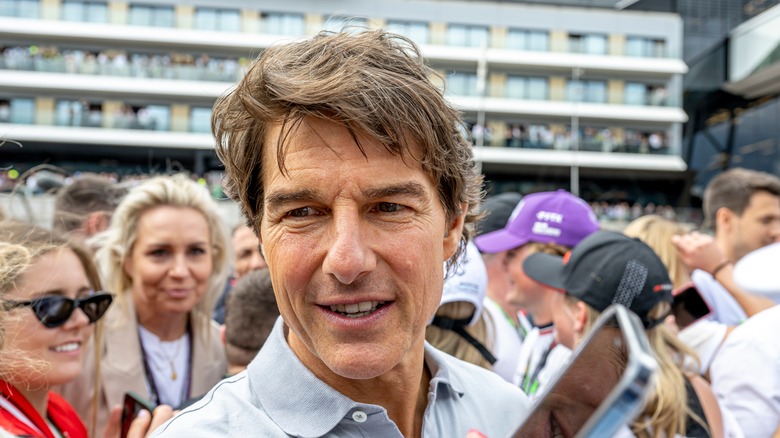 Tom Cruise em um evento de Fórmula 1