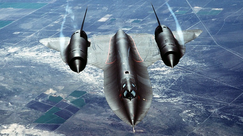 An SR-71 flying over Northern California in 1988