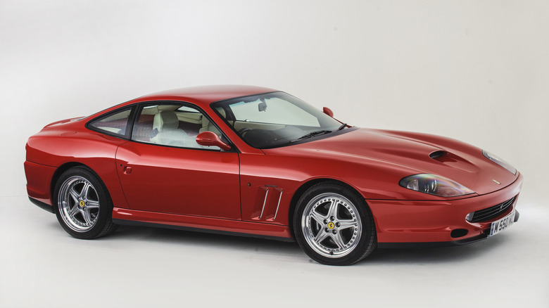 Ferrari 550 Maranello studio shot