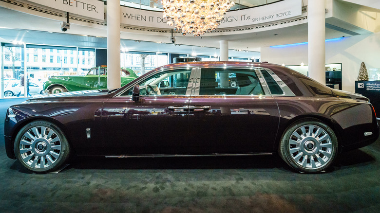 Rolls-Royce Phantom VII showroom display