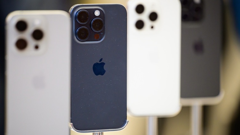 iPhone 15 series phones