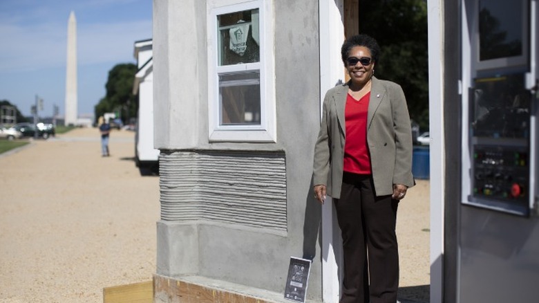 HUD Secretary Marcia Fudge in 3D printed project
