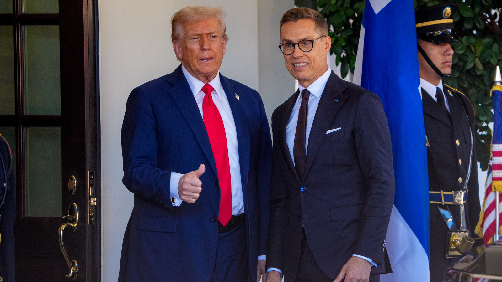 The US Coast Guard Closes A Deal To Expand Its Fleet Of Icebreakers For Arctic Travel