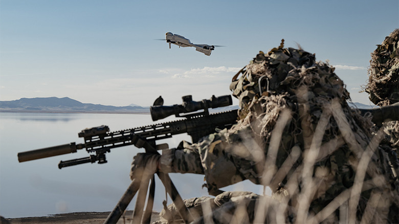 Rogue 1 flying alongside Marine