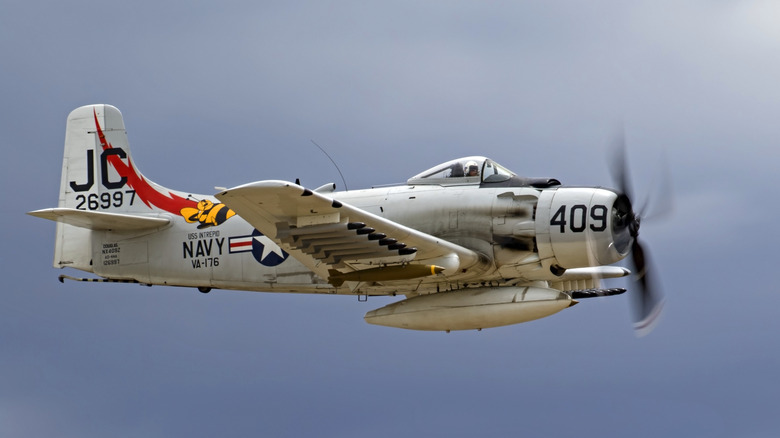 An A-1 Skyraider flying at the 2017 Planes of Fame Air Show in California