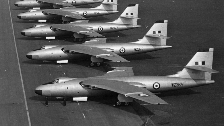 vickers valiant 