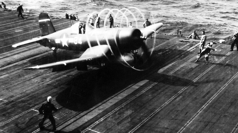 f4u corsair