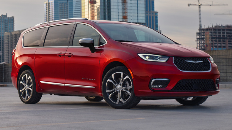 2025 Chrysler Pacifica Pinnacle