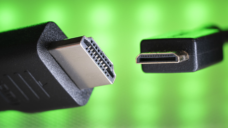 mini HDMi cable