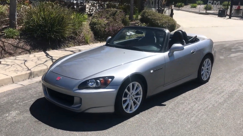 A front end/side on shot of a 2006 Honda S2000