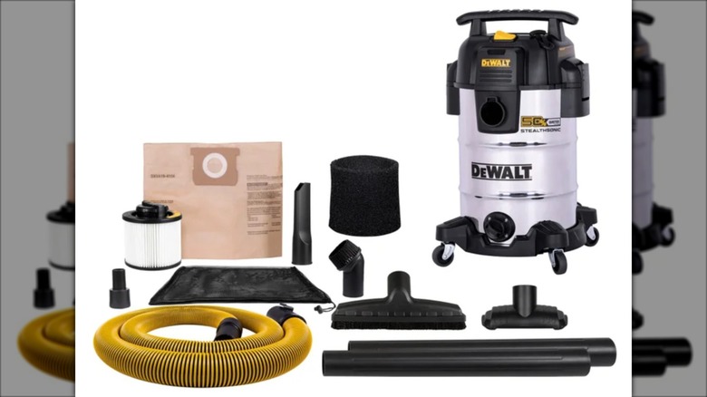 DeWalt 8-gallon Stealthsonic Wet/Dry Shop Vacuum