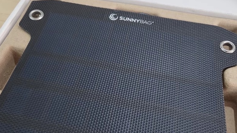 Sunnybag Leaf Pro being unboxed