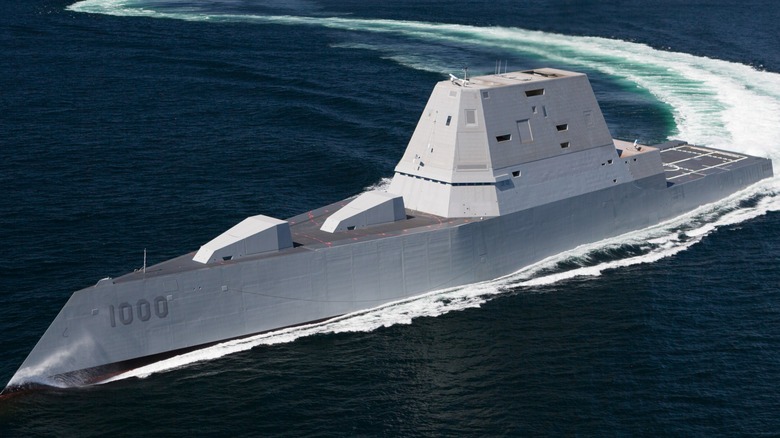 The USS Zumwalt underway.