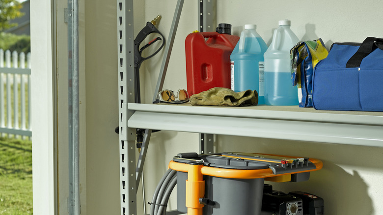 corner shelf