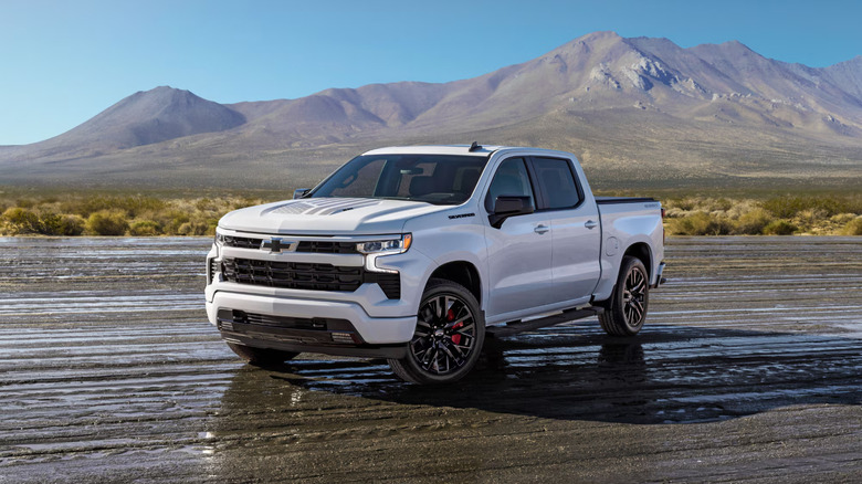 A shot of a 2025 Chevrolet Silverado