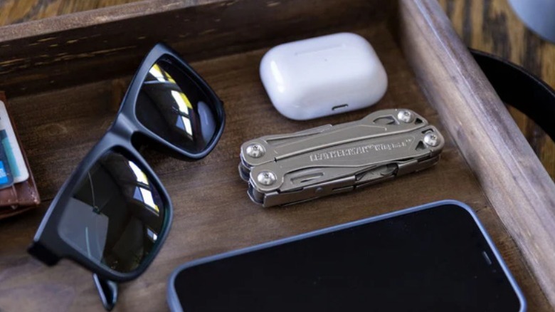 Leatherman Wingman folded in drawer